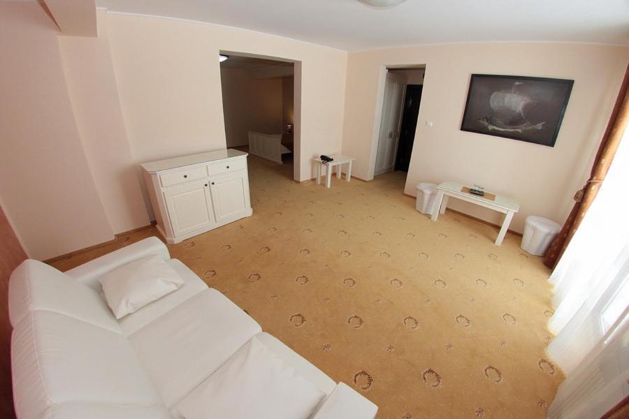 Hotel Imperium Suceava Exterior photo