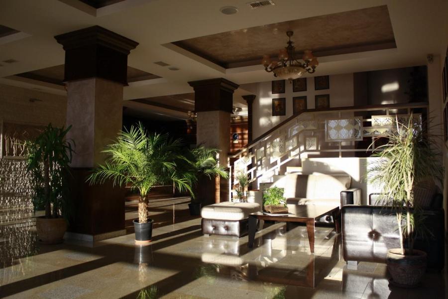 Hotel Imperium Suceava Exterior photo